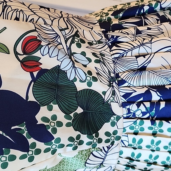 NWT Dalia MacPhee Pleated Tie Shoulder Floral Dress, Size S - Picture 11 of 16